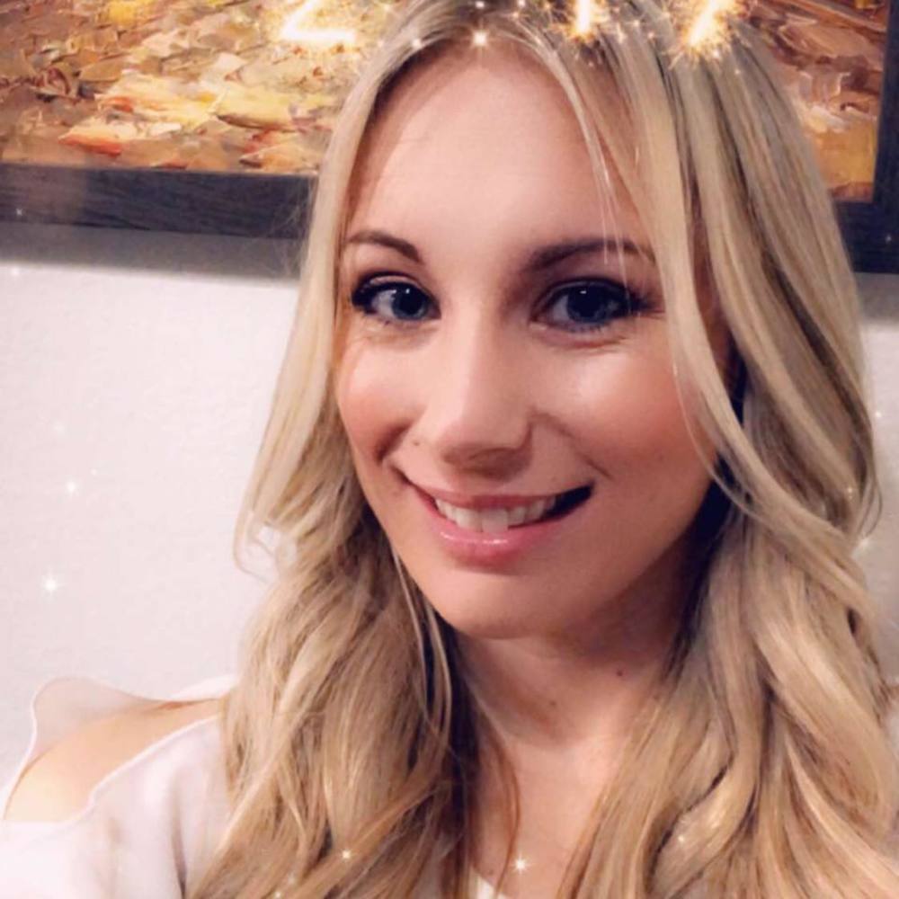 Meet your Posher, Kelly